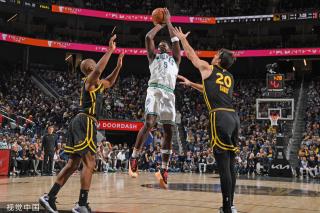 一如既往展 一如既往展