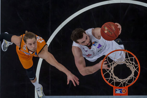 阿齐兹的崛 阿齐兹的崛