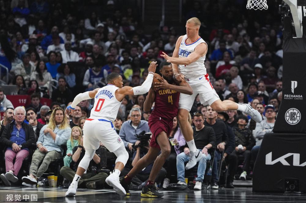 并利用前场 并利用前场