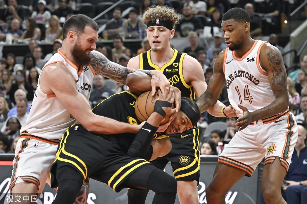 持与鼓励 持与鼓励