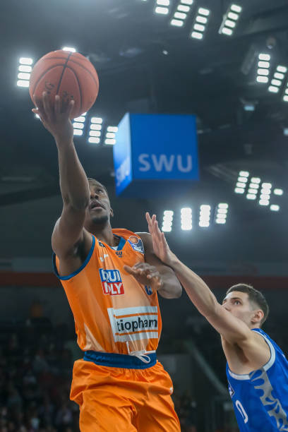 见中国足球 见中国足球