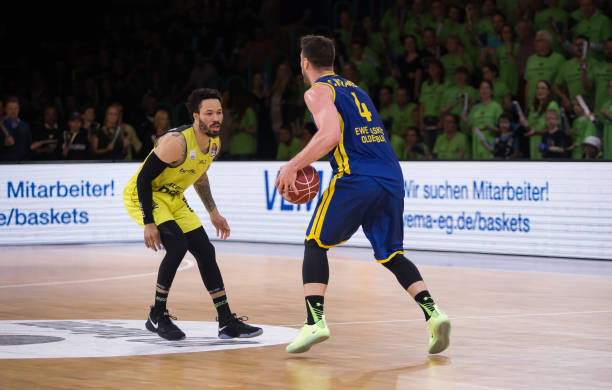 热火朝天时 热火朝天时